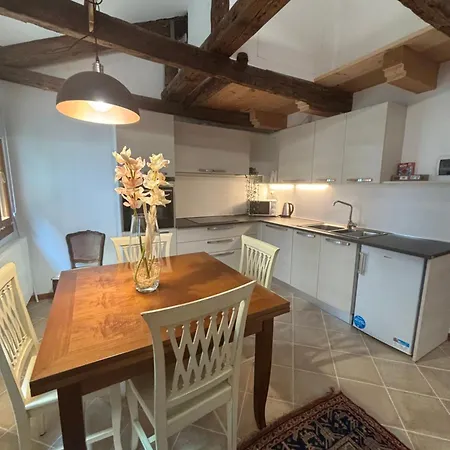 公寓 Il Giardino Di Anna- Con Giardino Privato *